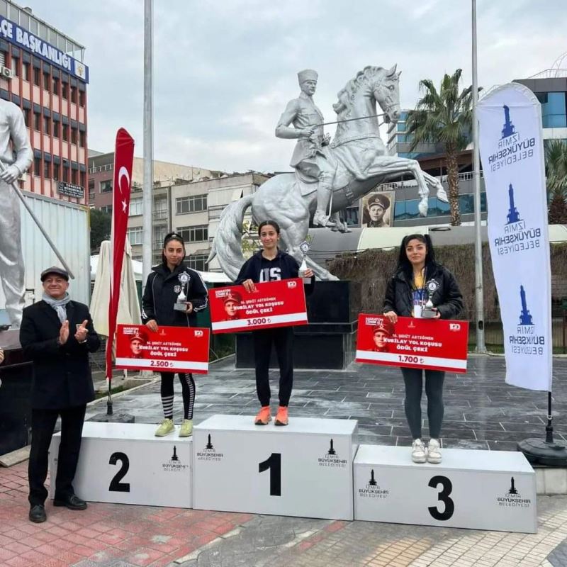 İZMİT BELEDİYE SPOR ŞEHİT KUBİLAY ANISINA YAPILAN YARIŞMADA DERECEYE GİRME BAŞARISI GÖSTERDİ