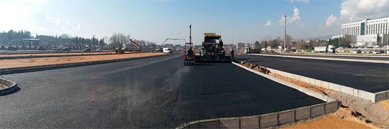 Derince Sağlıklı Yaşam Parkında  otopark asfaltlandı