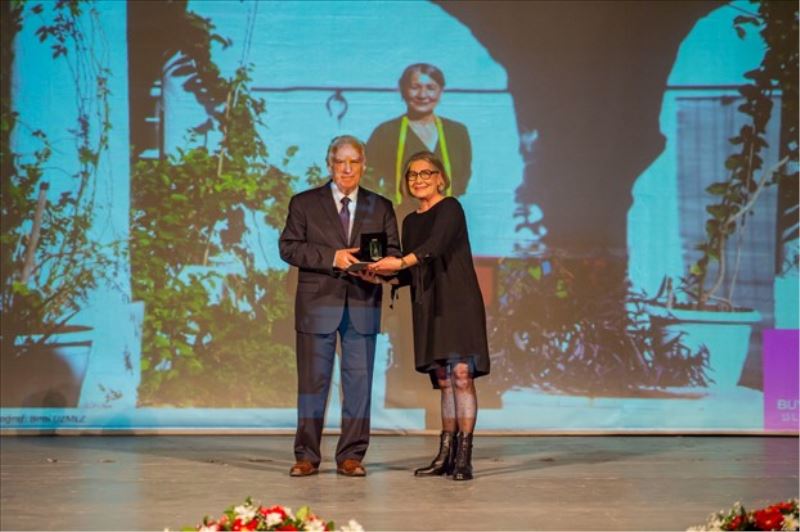 İzmir geleceğin Türkiye’sinin inşa edildiği yer olacak