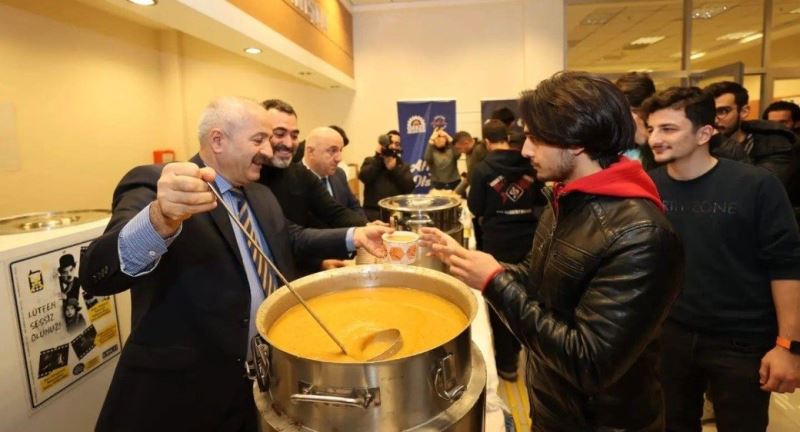 Başkan Büyükgöz’den GTÜ’lü  Öğrencilere Çorba İkramı
