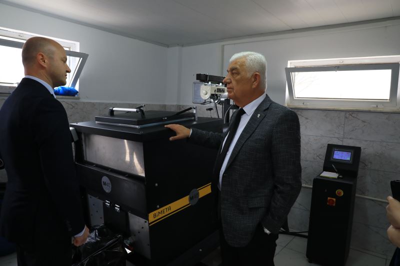 Büyükşehir candostlar için mama üretimine devam ediyor