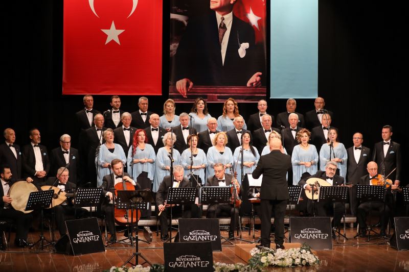 GAZİANTEP BÜYÜKŞEHİR’İN KATKILARIYLA GAZİANTEP TÜRK MUSİKİSİ DERNEĞİ’NİN “70’İNCİ YIL ÖZEL KONSERİ” YAPILDI