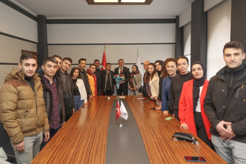 Pomem Sınavlarına Nevşehir Belediyesi İle Hazırlanan 52 Polis Adayı Genç Başarılı Oldu