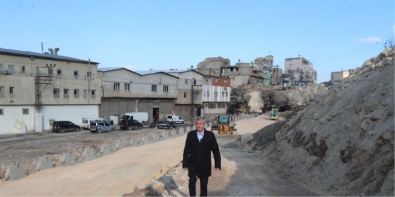 Belediyemiz Boğaziçi 2. Etap Yol Çalışmasında 815 Bağımsız Bölümünün Yıkımını Gerçekleştirdi