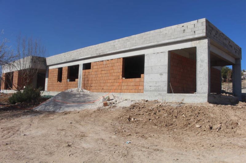 Büyükşehir Belediyesi İlçelerin Eksiklerini Tamamlıyor