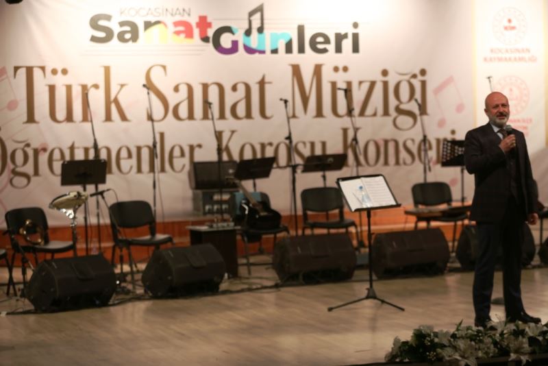 KOCASİNAN’DA TÜRK SANAT MÜZİĞİ ZİYAFETİ YAŞANDI