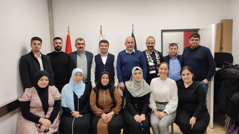 BAŞKAN DİNÇER ALMANYA’DA GURBETÇİLERLE BİR ARAYA GELDİ