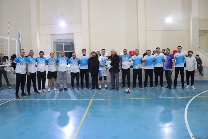 Belediyeler Arası Dostluk ve Kardeşlik Voleybol Turnuvamız devam ediyor