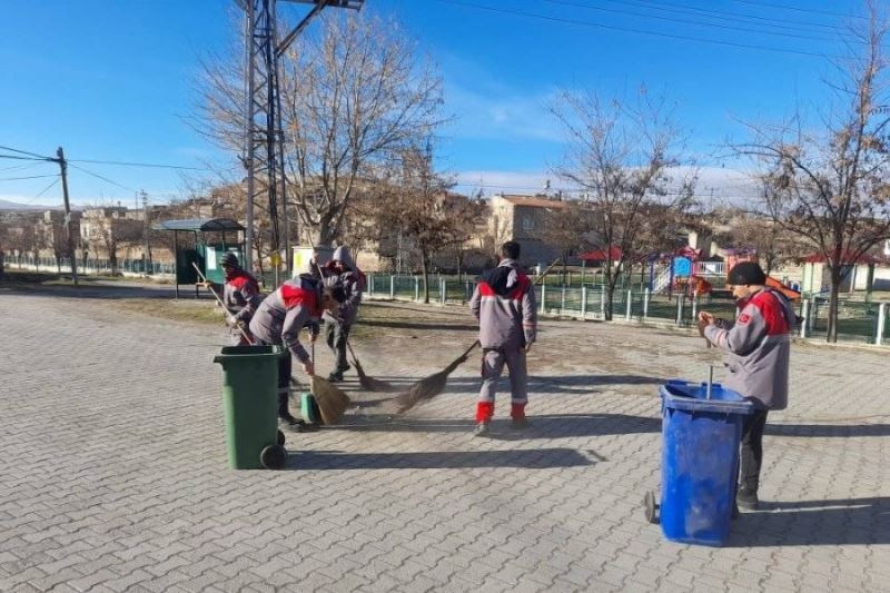Tahirini ve Üçkuyu mahallelerinde detaylı temizlik çalışmamızı gerçekleştirdik.