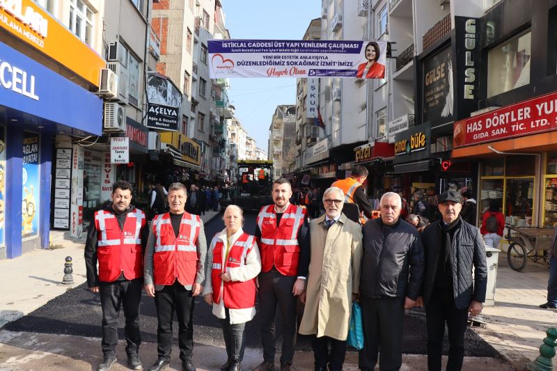 İSTİKLAL CADDESİ 2. ETAPTA ASFALT ÇALIŞMALARI BAŞLADI