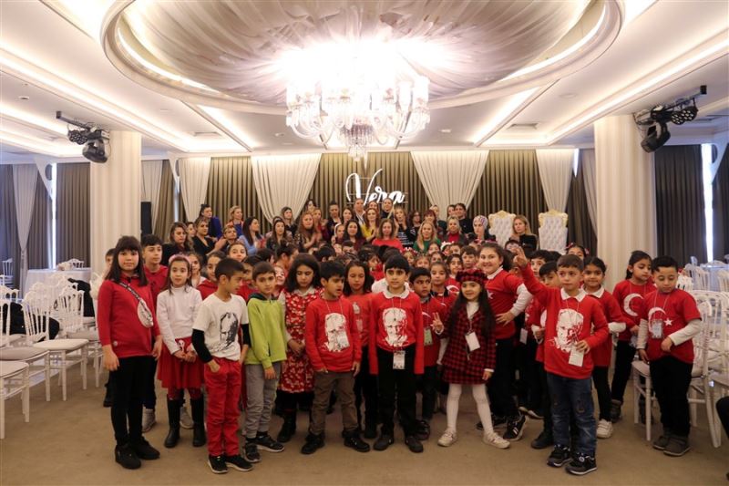 Evrensel Değerler Çocuk Müzesi’nde Yeni Yıl Eğlencesi