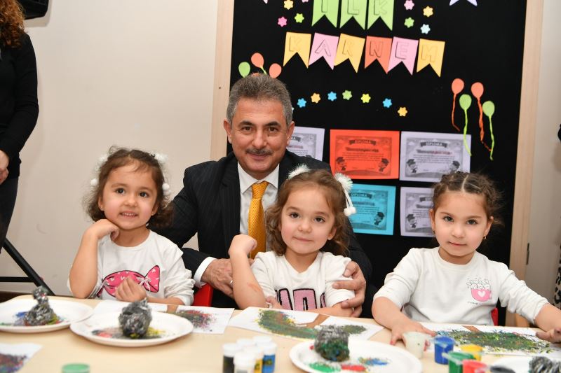 Minikler İlk Karnelerini Aldı