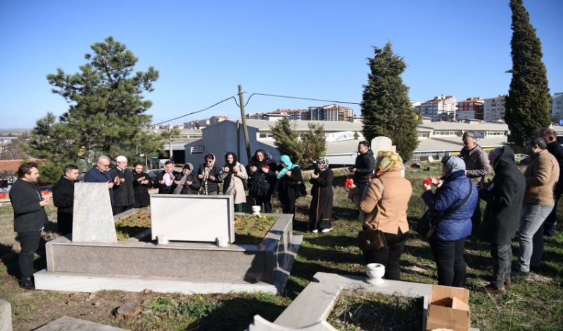 Müftü Raşit Efendi 94. Hüseyin Yazır 44. ölüm yıldönümlerinde mezarları başında anıldı