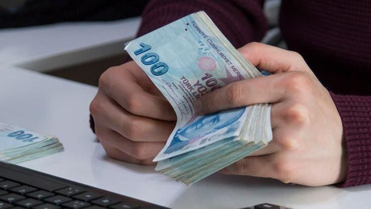 CEPLER BAYRAM EDECEK.. ZAMLI MAAŞLAR HESAPLARA YATIYOR
