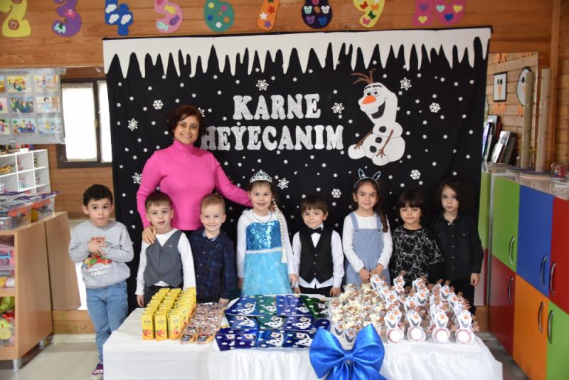 YUNUSEMRELİ MİNİKLER KARNE HEYECANI YAŞADI