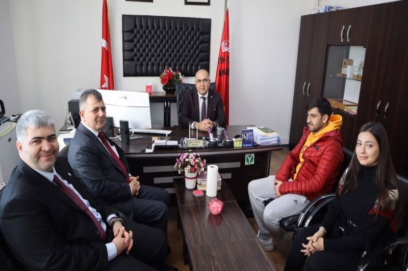 Belediye Başkanımız Serkan Koyuncu’dan Metin Zülbiye Sarı Anadolu Lisesine Ziyaret