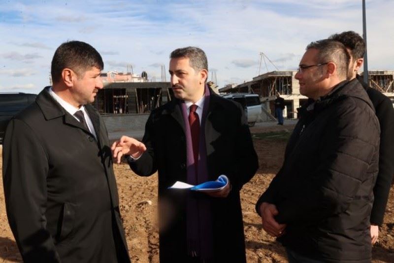 BAŞKAN EROĞLU “MAHALLELERİMİZE NEFES OLAN PARKLAR YAPMAYA DEVAM EDİYORUZ”