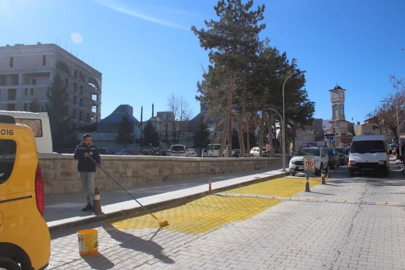 Taksi Durağı Boyama Çalışmaları