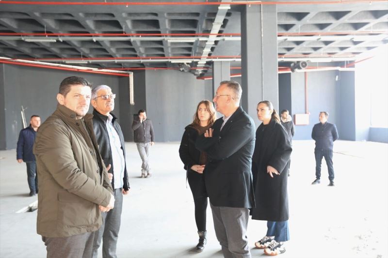 Ada Pazar Güneşler Açılışa Çok Yakın
