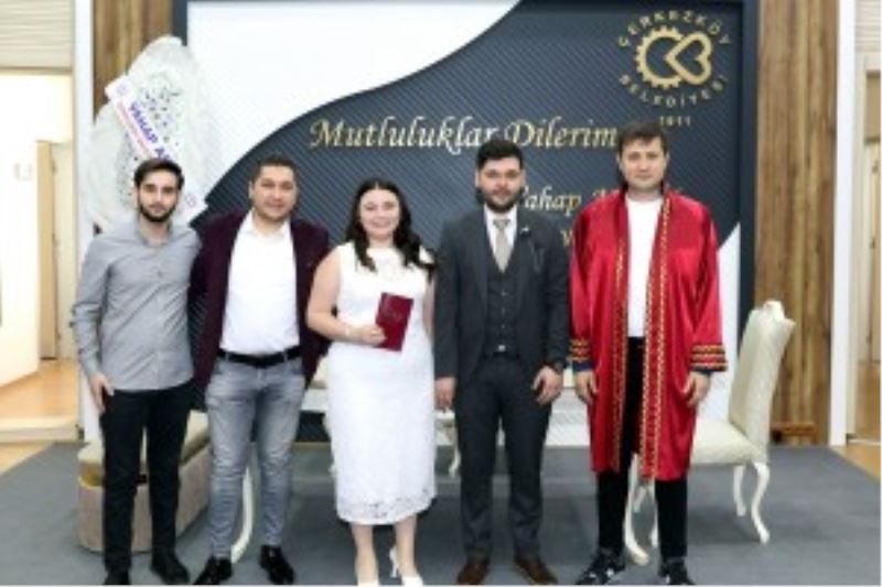 KARAMAN VE DOĞRUĞLU ÇİFTİNİN MUTLULUKLARINA ORTAK OLDUK