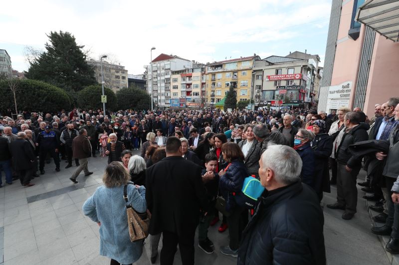 KEMAL KILIÇDAROĞLU İZMİTLİLERE SESLENDİ