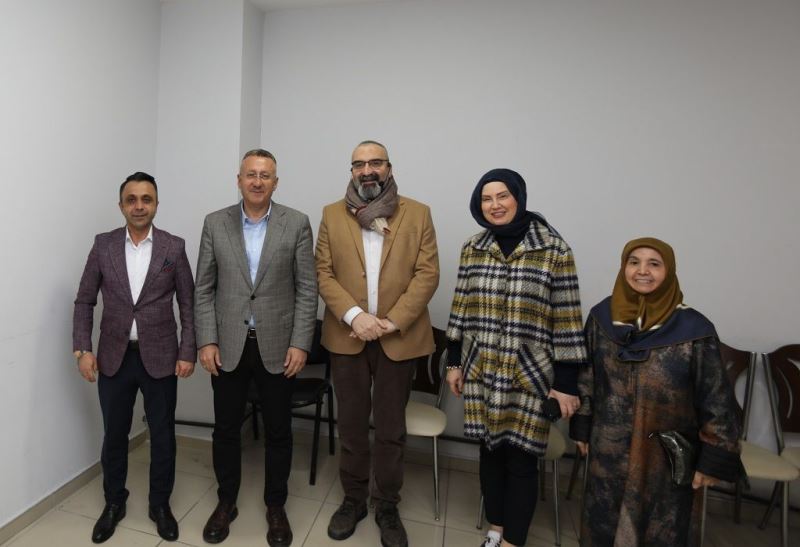 Senai Demirci OKM´de Sevenleriyle Buluştu