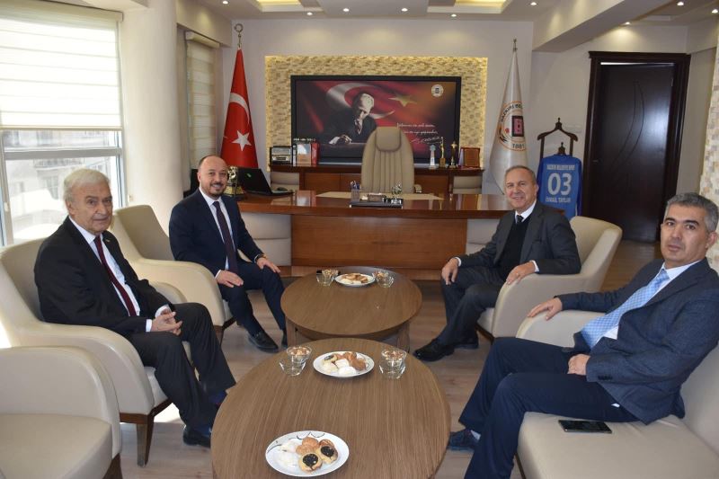 HAYIRSEVER İŞ İNSANINDAN BAŞKANIMIZA ZİYARET
