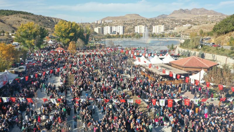 Mamak Belediyesi’nin Etkinliklerine Yüz Binler Katıldı