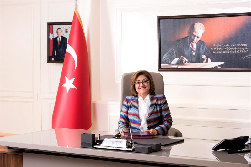 ŞAHİN: GAZİ ŞEHRİN GAZİ TORUNLARI ELDE ETTİKLERİ BAŞARILARI DAİMA YİNELEYECEK, TARİHİNDEN ALDIĞI GÜÇLE 80 KARDEŞ İLİMİZE ÖRNEK OLMAYA DEVAM EDECEKLERDİR