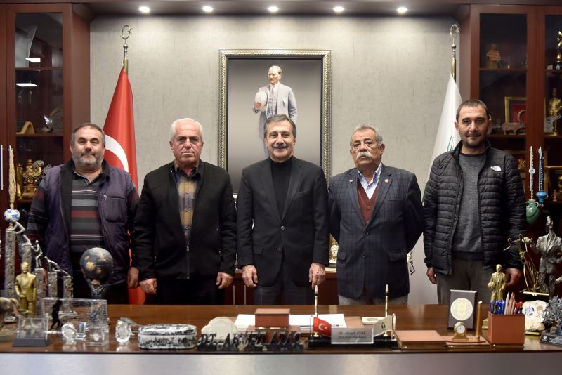 TAKSİCİLERDEN ATAÇ