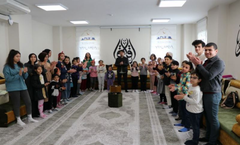 Büyükşehir Gençlik Meclisinden Çocuklara Eğitim Kampı
