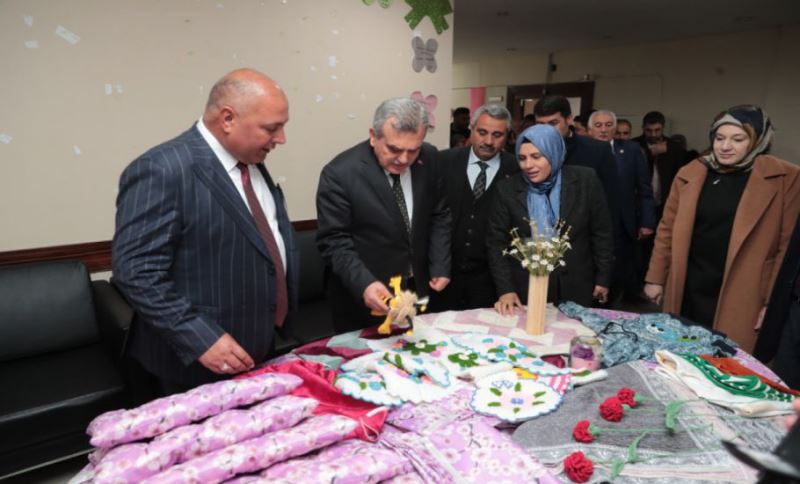 Başkan Beyazgül, ‘’Ceylanpınar’a Hizmetlerimiz Devam Edecek’’