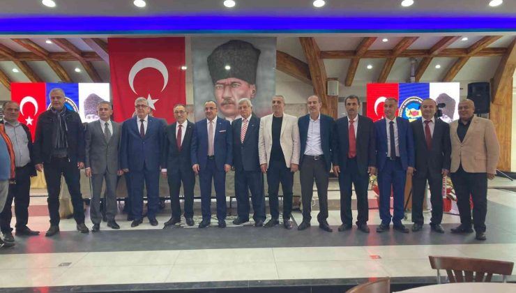 GAZİPAŞA’DA 22 YILLIK BAŞKAN ÜST ÜSTE 8’İNCİ KEZ YENİDEN BAŞKAN SEÇİLDİ