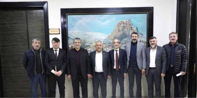 ODA BAŞKANLARINDAN ZEYBEK BAŞKAN´A ZİYARET