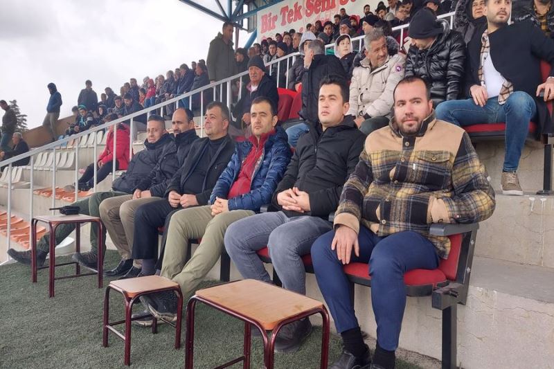 Emirdağsporumuz Evinde Ağırladığı Afyonkarahisar Demirspor’u 5 -0’lık Skorla Mağlup Etti