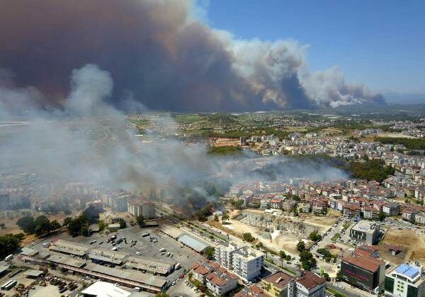 BÜYÜK MANAVGAT YANGINI DAVASINDA KARAR.. 1 HAPİS 1 BERAAT