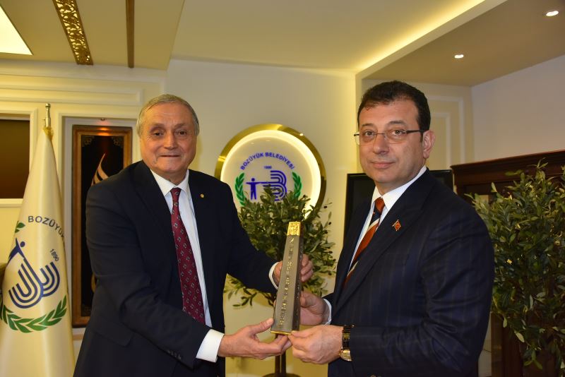 İBB BAŞKANI İMAMOĞLU, BOZÜYÜK BELEDİYESİ’Nİ ZİYARET ETTİ