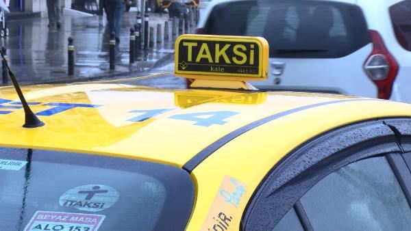 TAKSİLERDE ‘AKILLI TEPE LAMBASI’ TARTIŞMASI.. ‘KURALLARA UYULMUYOR’