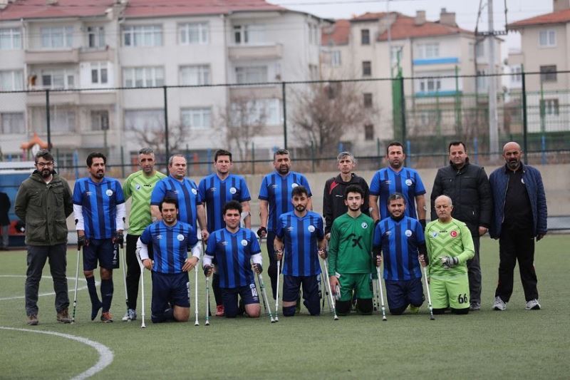 KOCASİNAN BELEDİYESİ’NİN AMPUTE FUTBOL TAKIMI’NDA HEDEF; ŞAMPİYONLUK