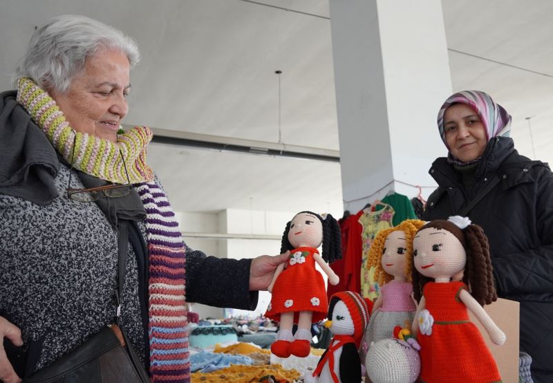 Maharetli kadınlar üretip kazanıyor