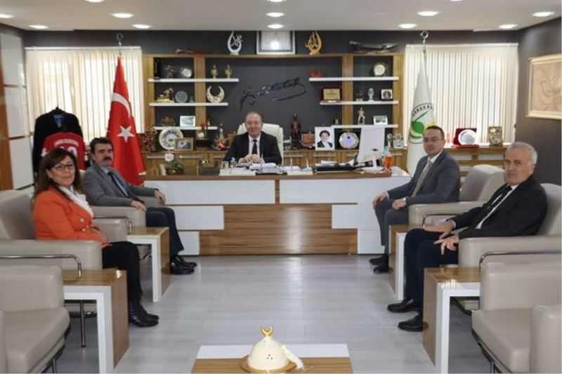 Sahipsiz Hayvanları Koruma Birliği’nden Belediyemize Ziyaret