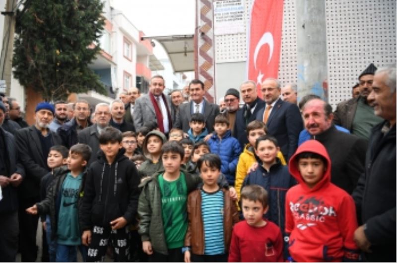 Başkan Dündar, Emek’te Vatandaşlarla Buluştu