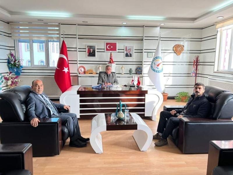 İlçemiz Devlet Hastanesi Müdürümüz ve Başhekimimizden Belediyemize Ziyaret...