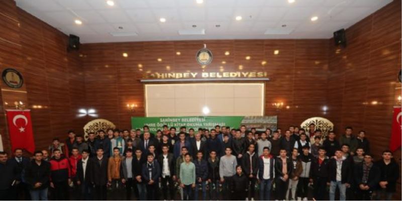 Belediyemiz 151 Öğrenciyi Daha Umreye Uğurlayacak