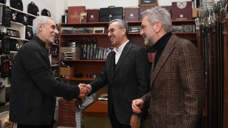 Başkan Güngör, Yenişehir İş Hanı’nda