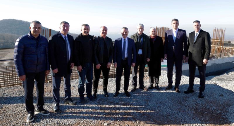 Başkan Büyükakın: Eşsiz manzarasıyla Kartepe yeniden keşfedilecek