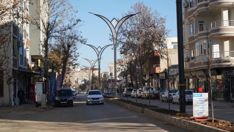 KARAPINAR CADDESİ YENİ HALİYLE GÖZ KAMAŞTIRIYOR