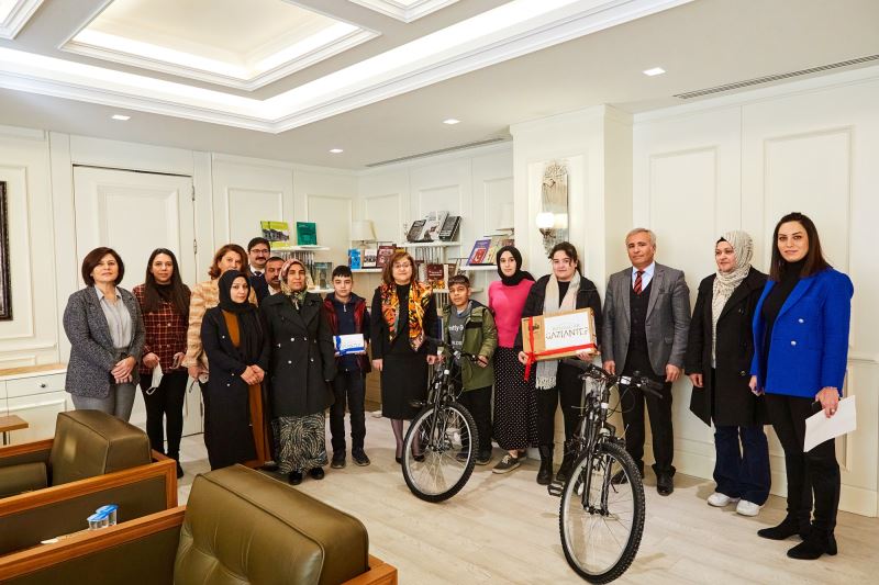 GAZİANTEP BÜYÜKŞEHİR TARAFINDAN DÜZENLENEN İKLİM KAMPANYASI YARIŞMASININ KAZANANLARI BELLİ OLDU