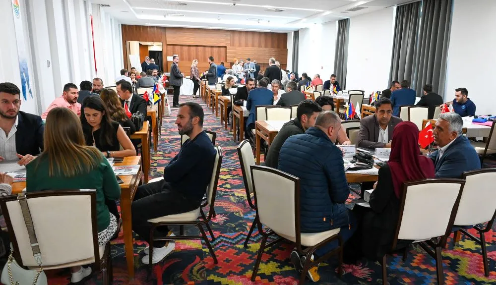 168 YÜZYÜZE GÖRÜŞME.. SARAYBOSNA’DA ANTALYA OSB RÜZGARI ESTİ