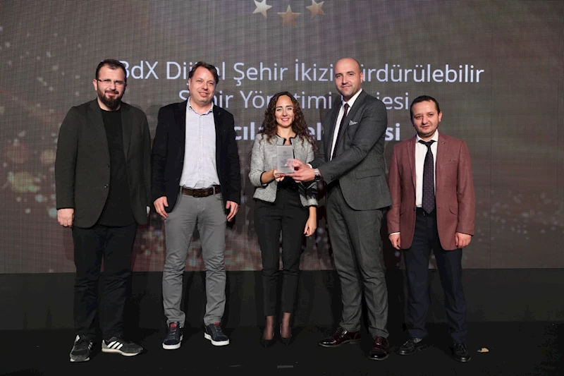 Bağcılar Belediyesi “Dijital Şehir İkizi Sürdürülebilir Şehir Yönetimi Projesi” ile ödüle layık görüldü